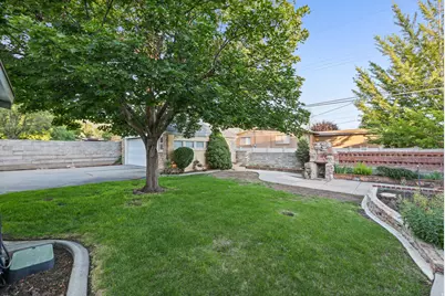 2180 E 2700 S, Salt Lake City, UT 84109 - Photo 25