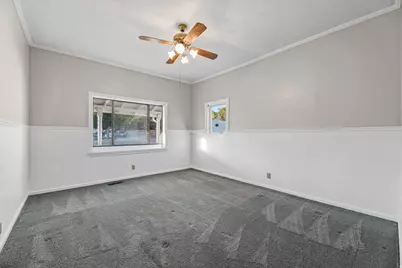 2180 E 2700 S, Salt Lake City, UT 84109 - Photo 15