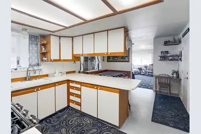 193 E 200 N, Kamas, UT 84036 - Photo 13