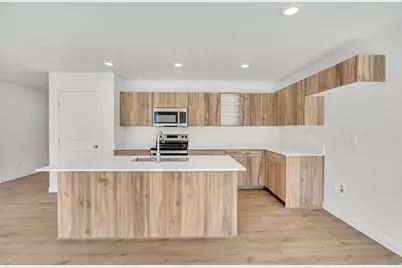 1046 N Summit View Dr W #20, Harrisville, UT 84404 - Photo 5