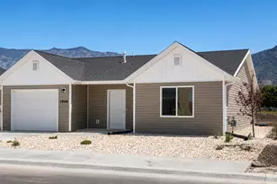 1046 N Summit View Dr W, Harrisville, UT 84404 - Photo 1