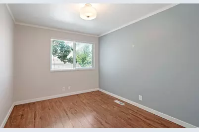 1962 S 1190 W, Woods Cross, UT 84087 - Photo 11