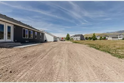 518 N 510 E SSR#10, Smithfield, UT 84335 - Photo 37