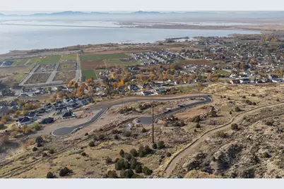 486 S 300 E #78, Willard, UT 84340 - Photo 5