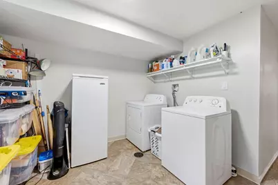 804 W 4050 S, Bountiful, UT 84010 - Photo 17