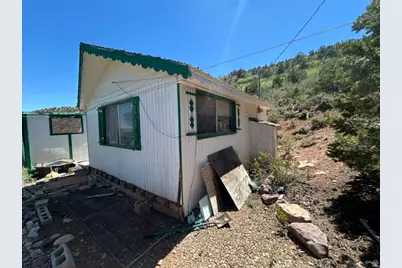 1039 Lewis Dr, Tabiona, UT 84072 - Photo 9