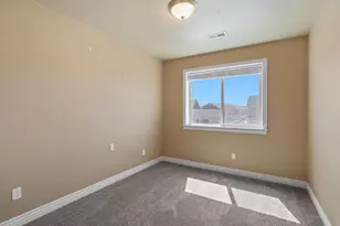 490 N 2450 W, Tremonton, UT 84337 - Photo 17