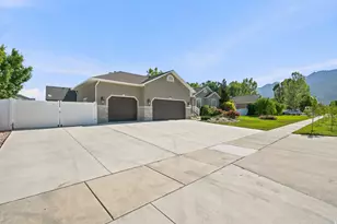 333 E Rosewood Park Ln, Draper, UT 84020 - Photo 5