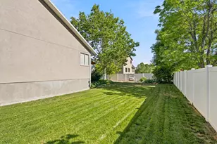 333 E Rosewood Park Ln, Draper, UT 84020 - Photo 47