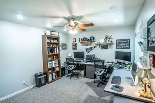 365 E 290 N, Orem, UT 84057 - Photo 25