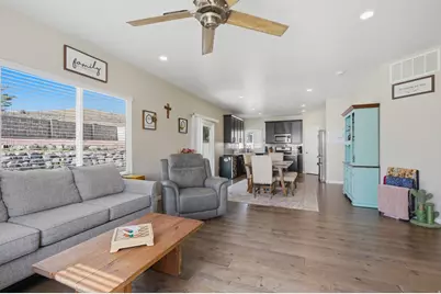 7139 W Hawk View Way S, West Valley, UT 84081 - Photo 5