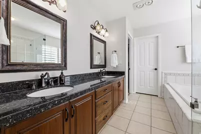 10664 S Trailridge Cir, Sandy, UT 84092 - Photo 13