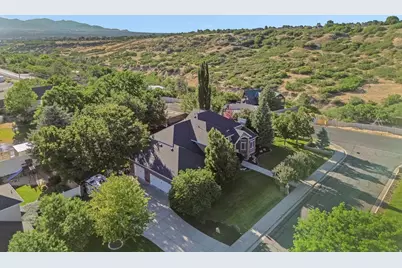 10664 S Trailridge Cir, Sandy, UT 84092 - Photo 89