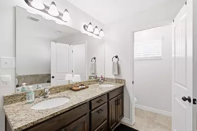 1064 W 2050 S, Syracuse, UT 84075 - Photo 15