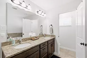 1064 W 2050 S, Syracuse, UT 84075 - Photo 15