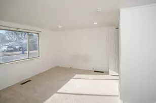 486 15th St, Ogden, UT 84404 - Photo 13