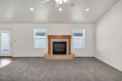 923 N 350 W, Logan, UT 84321 - Photo 9