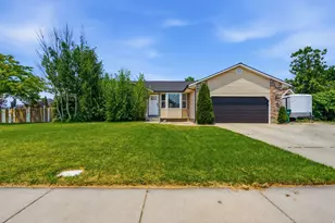 5586 W 10130 N, Highland, UT 84003 - Photo 1