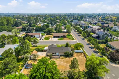 5586 W 10130 N, Highland, UT 84003 - Photo 41