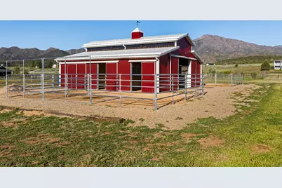 2025 S 2500 E, New Harmony, UT 84757 - Photo 5