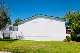 853 N 100 W, Tooele, UT 84074 - Photo 3