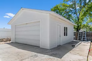 5722 S Gandalf Dr, Taylorsville, UT 84129 - Photo 21