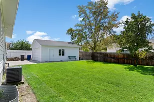 5722 S Gandalf Dr, Taylorsville, UT 84129 - Photo 23