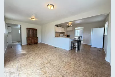 178 W Geneva, East Carbon, UT 84520 - Photo 3
