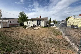 178 W Geneva, East Carbon, UT 84520 - Photo 27