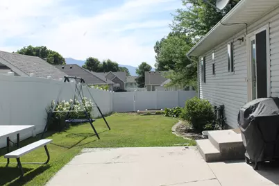 349 N Bluff St, Providence, UT 84332 - Photo 15