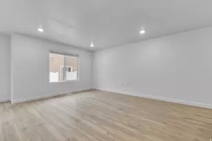 1876 E 670 N, Salem, UT 84653 - Photo 17