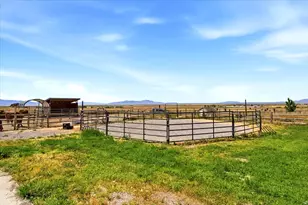 7145 N Ridge Rd W, Tooele, UT 84074 - Photo 37