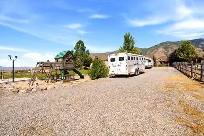 7145 N Ridge Rd W, Lake Point, UT 84074 - Photo 41
