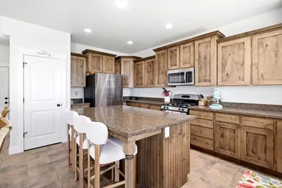 7145 N Ridge Rd W, Lake Point, UT 84074 - Photo 13
