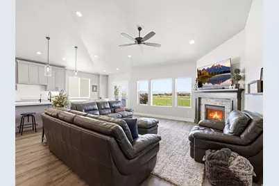 3051 W 725 N, Layton, UT 84041 - Photo 9