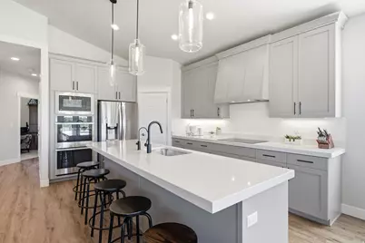 3051 W 725 N, Layton, UT 84041 - Photo 15