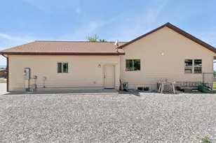 1557 E 2100 N, North Logan, UT 84341 - Photo 41