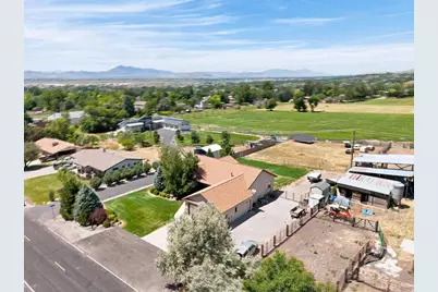 1557 E 2100 N, North Logan, UT 84341 - Photo 47
