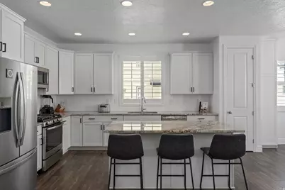824 W 2750 N, Lehi, UT 84043 - Photo 7