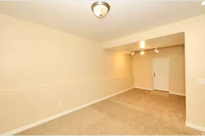 5529 S Harvey Hts, Taylorsville, UT 84118 - Photo 13