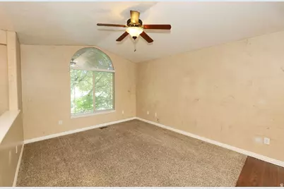 5529 S Harvey Hts, Taylorsville, UT 84129 - Photo 7