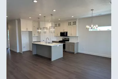 143 N 1275 W #113, Layton, UT 84041 - Photo 5