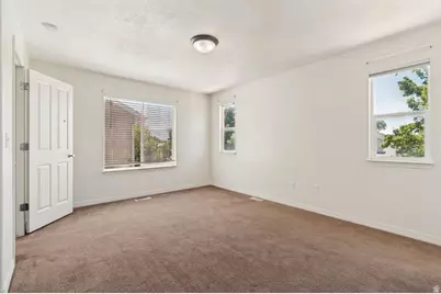 5037 W White Diamond Way, West Valley, UT 84120 - Photo 9