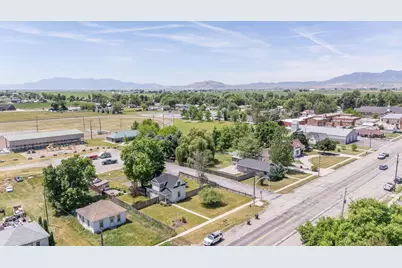 106 E Center St, Lewiston, UT 84320 - Photo 25