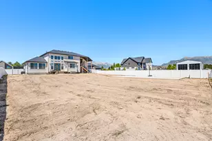 2153 W Colony Pointe Dr, Lehi, UT 84043 - Photo 47