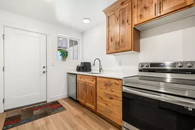 2153 W Colony Pointe Dr, Lehi, UT 84043 - Photo 43