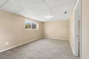 508 W 2700 S, Syracuse, UT 84075 - Photo 17