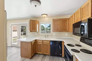 508 W 2700 S, Syracuse, UT 84075 - Photo 15