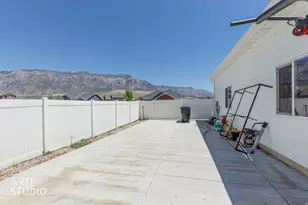 3915 N 2700 W, Farr West, UT 84404 - Photo 41