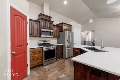 3915 N 2700 W, Farr West, UT 84404 - Photo 7